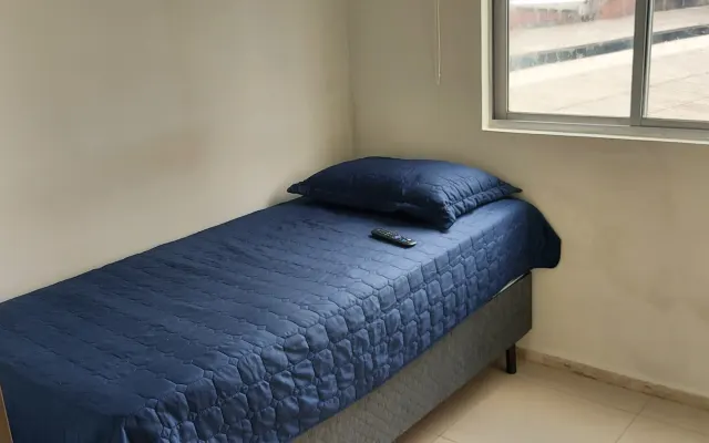 Private room available for short stays
