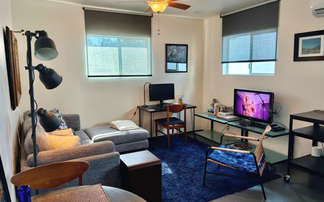 Garvanza Attic 1 chambre supérieure avec terrasse près du Rose Bowl