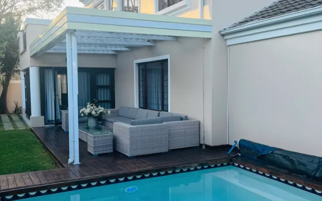 Schönes, modernes Haus in Sandton Johannesburg