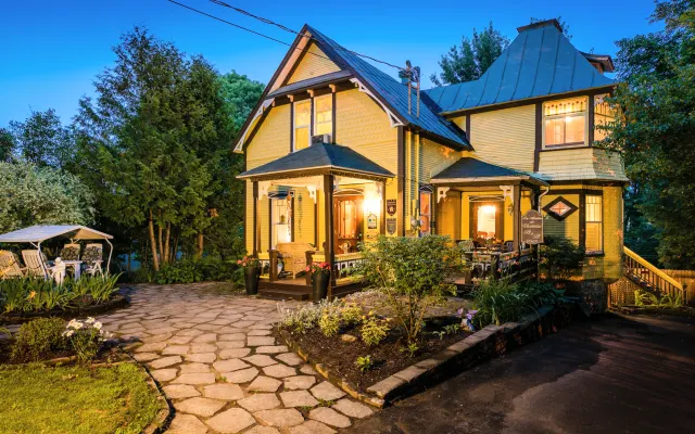 Victorian house built in 1864