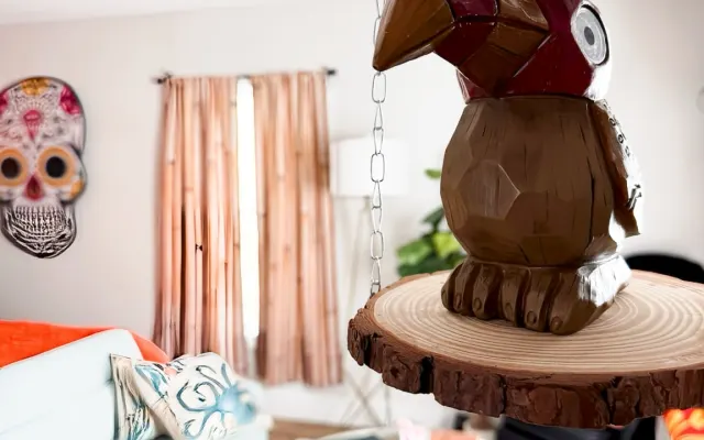 Dhaddy’s TIKI BAR Hut