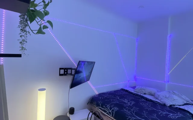 Zentrales Zimmer, Kingsize-Bett im Herzen von Neukölln