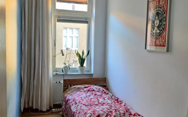 Habitación de 9 metros cuadrados en City West.