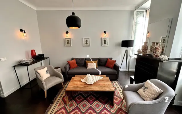 Superbe appartement dans le carré d'or de Nice !