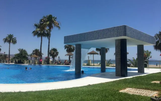 BRISAMARINA PENTHOUSE FRONT LINE BEACH