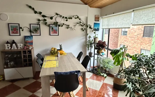 Schönes Zimmer in Wohngegend Bogotá
