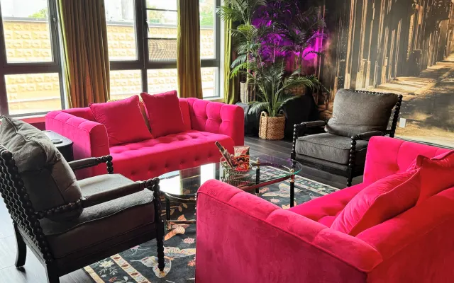 Havana Hideaway downtown Saugatuck, walk to everything, enchanting
