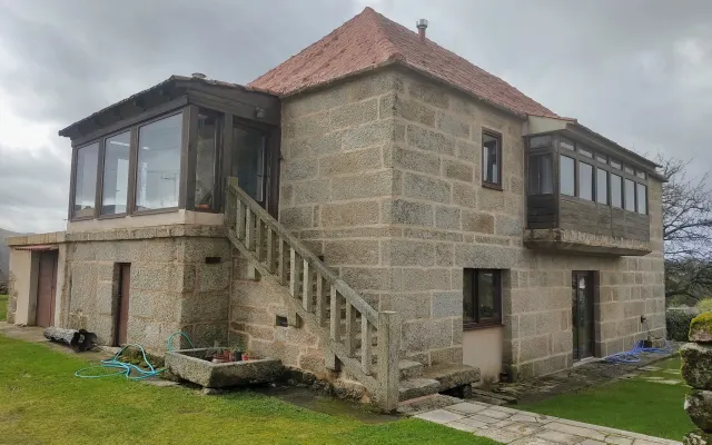 Schöne Wohnung von 100m. in einem Landhaus, isoliert, zu entspannen.