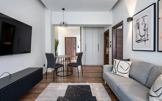 Ant16 - 60 mq 1BR con balcone