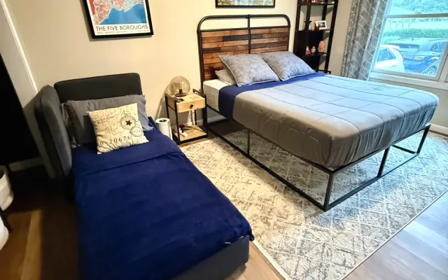 Abbigliamento facoltativo: Camera/bagno privato, vicino alla spiaggia...