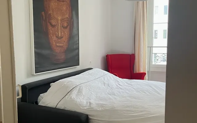 Lausana: Quarto privado num apartamento de luxo