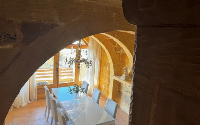 Welcome to our beautiful 300 year old traditional Gozitan farmhouse.