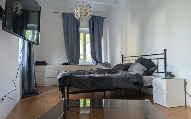 Ta maison queer : confort et communauté dans la colocation Venus...