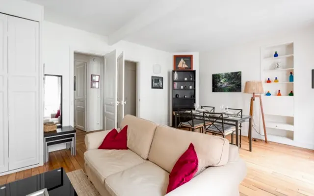 Beautiful apartment in 7th district! 5 min away from the Eiffel Tower.