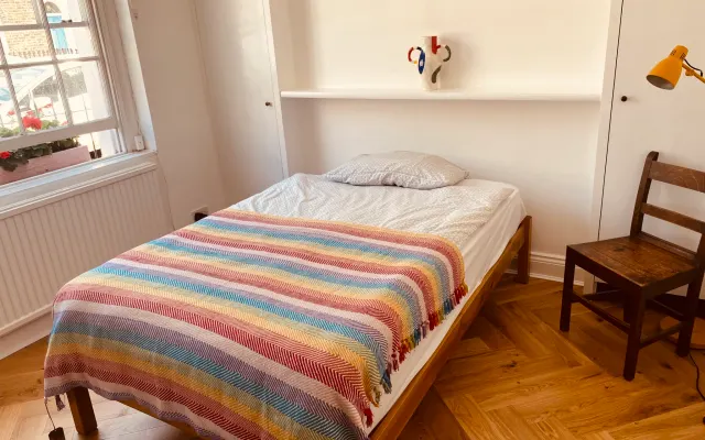 Quarto individual casa vitoriana ensolarada Limehouse Stepney East...
