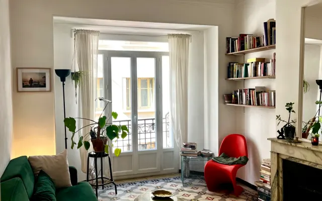 Room in an apartment