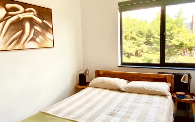 Chambre double spacieuse dans une maison chic et gay friendly avec...