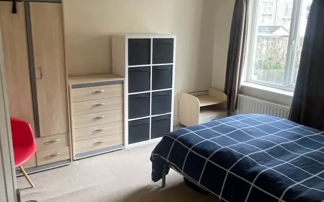 Naturist flat close to city centre.