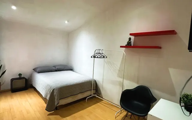Privatzimmer + LGBTQ+ sicherer Aufenthalt in Angelópolis (Top Area)
