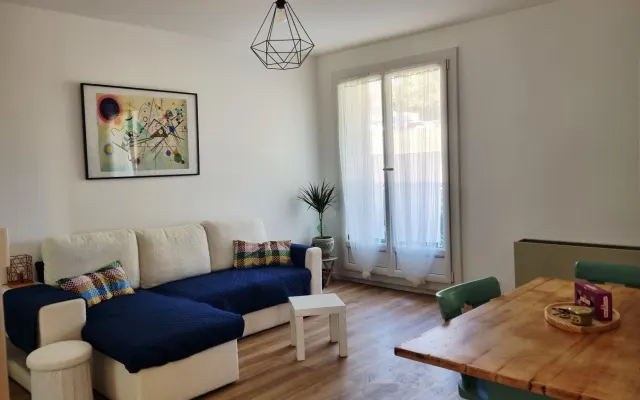 Estudio amplio y acogedor en una zona tranquila