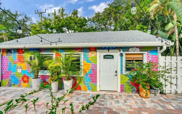 1203 Tequesta "Das Landhaus"