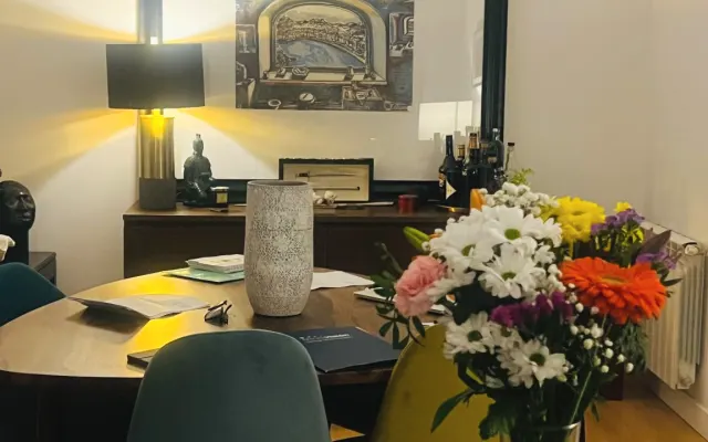 QUALCOSA DI ELEGANTE E ACCOGLIENTE NEL CUORE DI MADRID