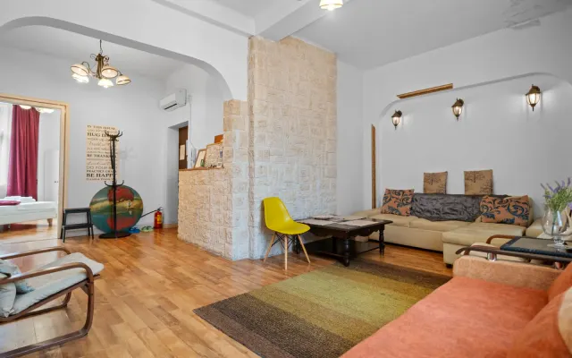In der Villa in der Altstadt