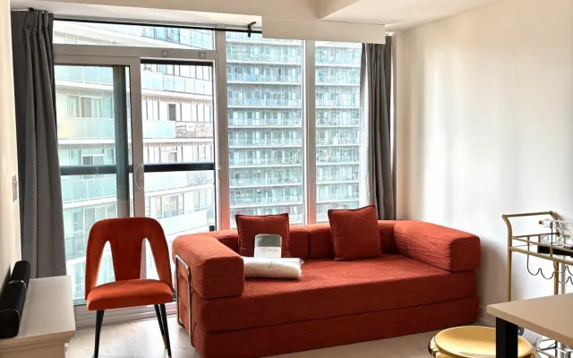 Novo quarto privado - acolhedor e chique no centro de Toronto