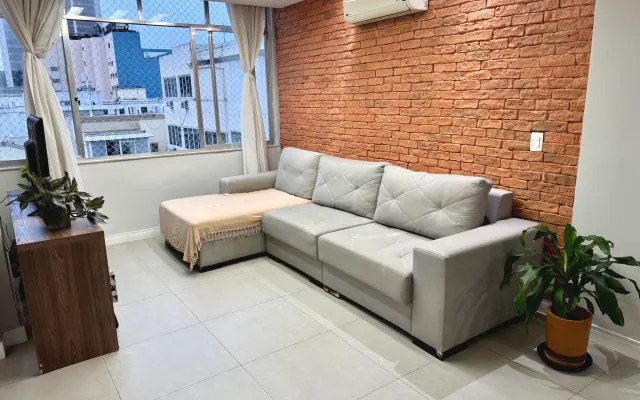 Comfortable, big apartment at Copacabana Beach