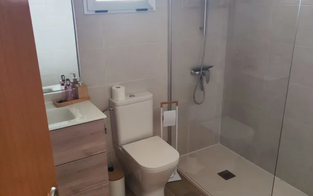 nice and cozy apartment, completely renovated. Beach 5 minutes away