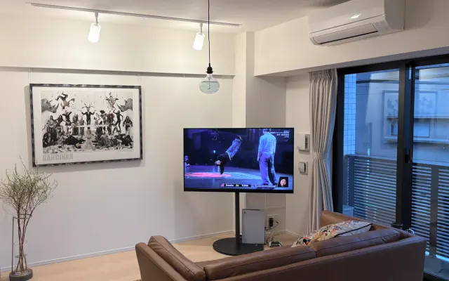 Stylish apartment in Tokyo city center | Quick Airport Links - copy 01