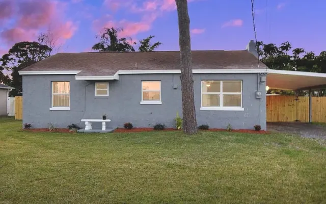 Boardshorts optional - Surfers Island Hideaway