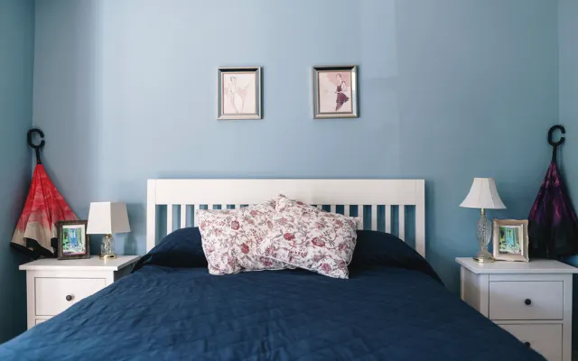 Sweet Surrender: Cozy Queen at Boutique B&B