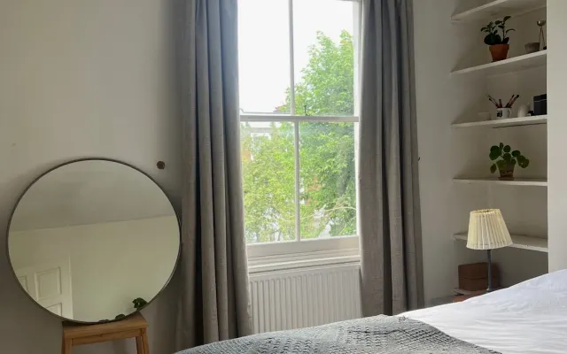 Beautiful house in dreamy De Beauvoir Town