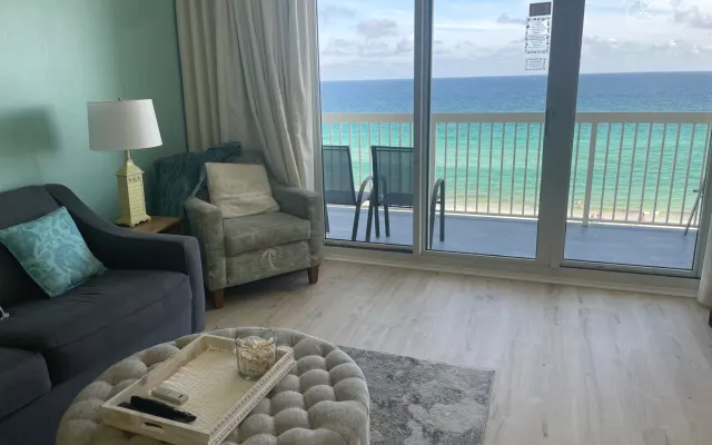 Remodeled beachfront condo at Pelican Beach Resort!