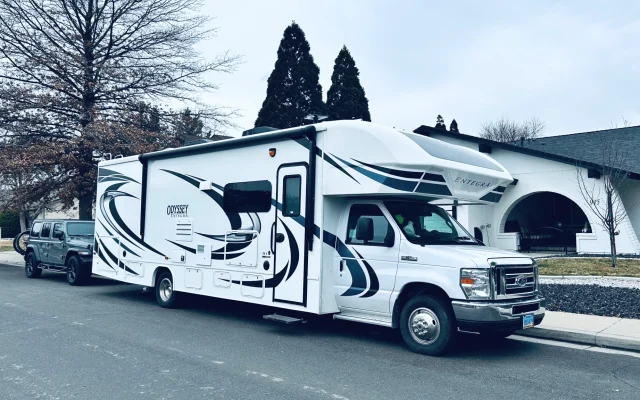 “Stylish Private RV Rental – Wi-Fi, Comfort & Great Reno Location”