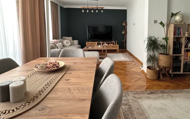 Beautiful, great location&well room in the center of city