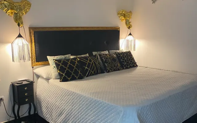 Lindo penthouse em Bello, com banho turco e jacuzzi