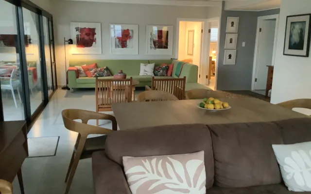 Chambre dans une maison de plage rustique avec une vue imprenable sur...