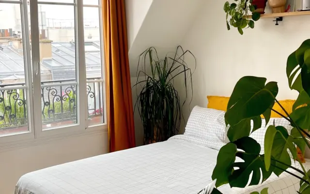 Cosy Paris Home - Close to Montmartre