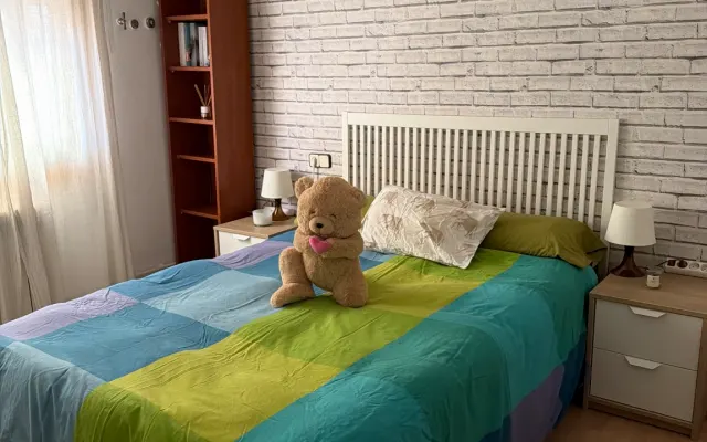 Quarto bonito no centro de Barcelona