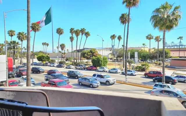 Rest in style and safety in the heart of the tourist area.