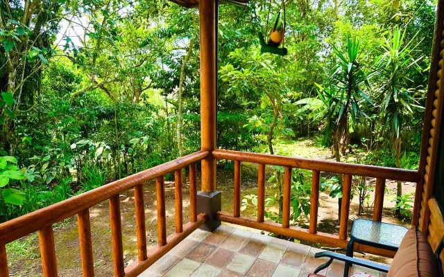 Charming & Luxury Glamping Cabins near Lake Arenal