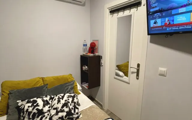 Quarto acolhedor em Madrid Río