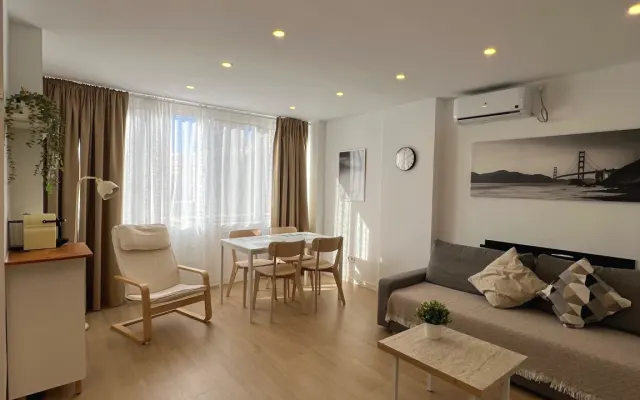 Congreso Apartment Central by Residea