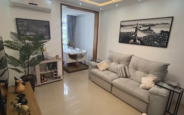 New 3-bedroom apartment 80 meters from Copacabana Beach - Posto 6