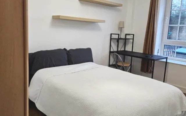 Cosy & comfy bedroom at Stockwell (zone1-2) to share
