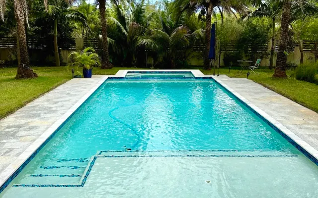 Oasis escondido - Estudio con entrada privada y piscina
