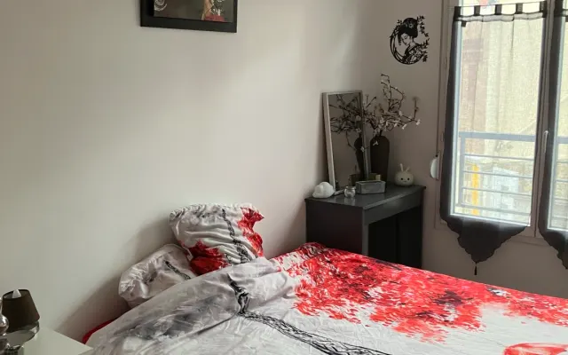 Bright room in beautiful F3