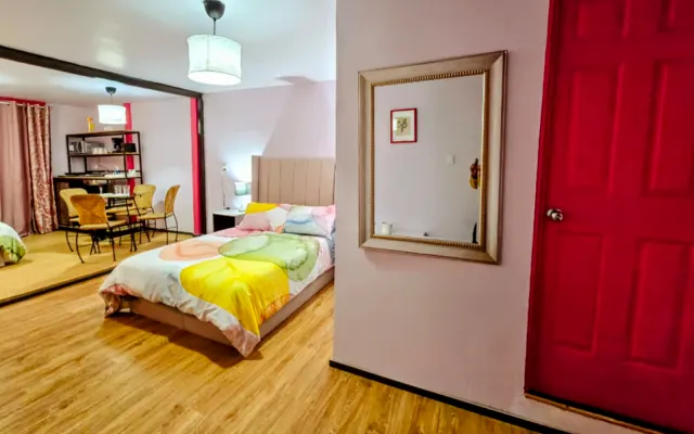 Suite Rosa, Familiar 6 personas, Cocina y Baño, Céntrica y comunicada